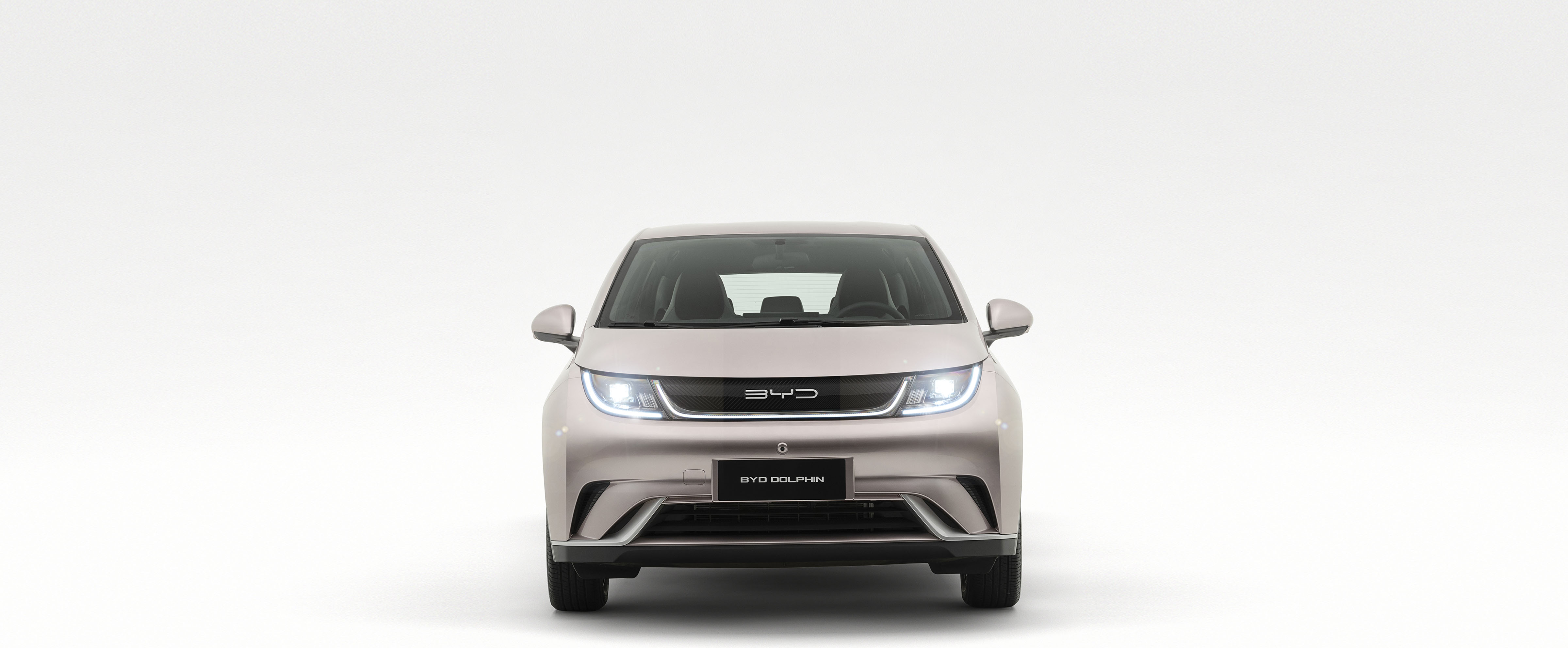 BYD Dolphin luzes