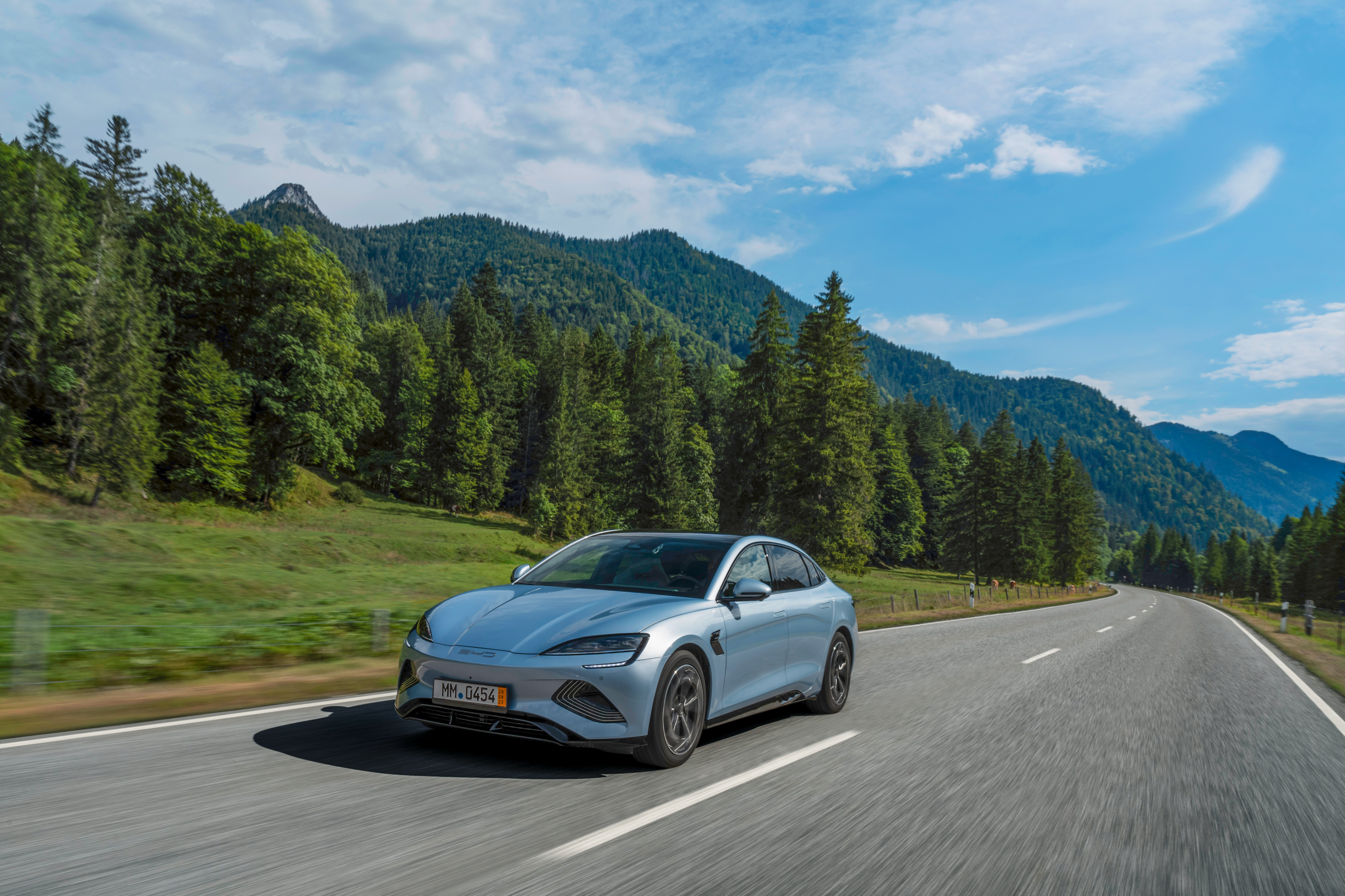 BYD SEAL: Intelligent, Dynamic, Sporty D-segment Sedan