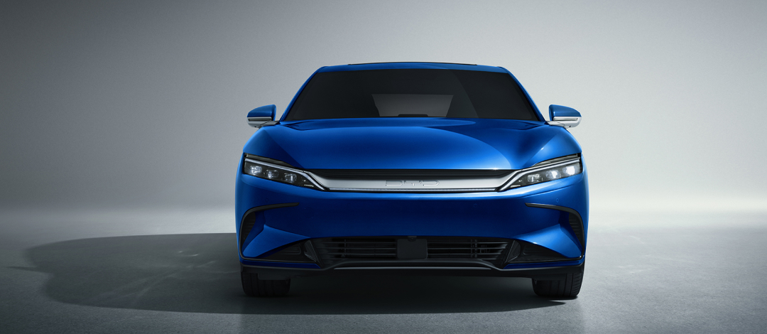 Đèn pha LED với kiểu dáng tương lai