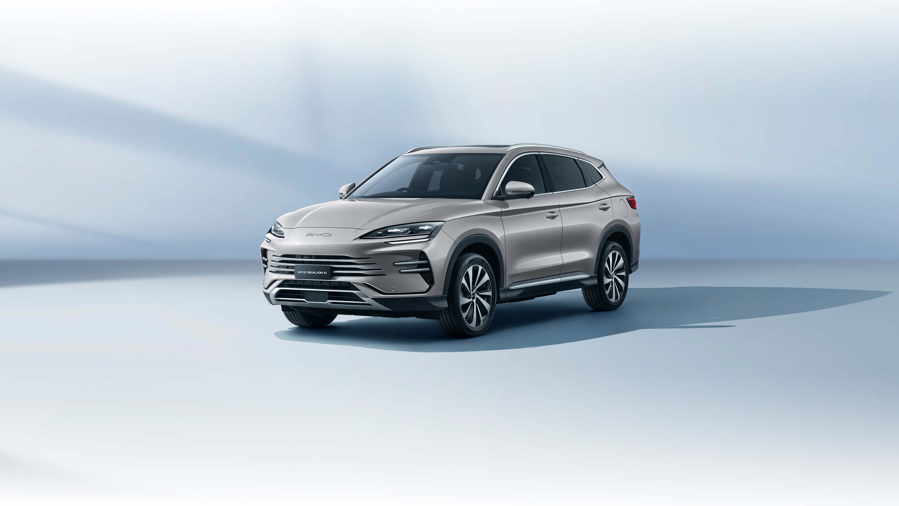 BYD SEALION 6
