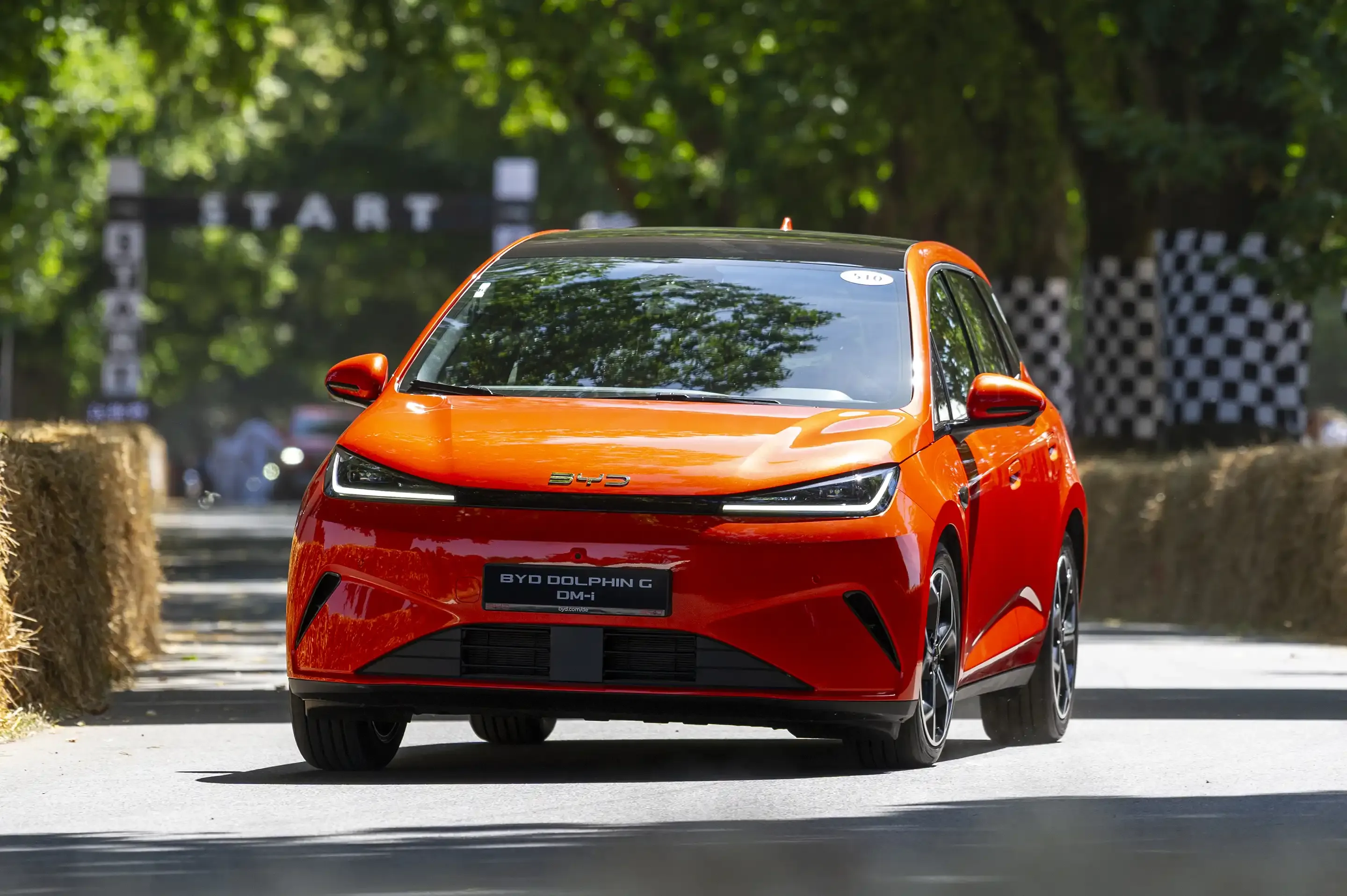 BYD Apresenta o Dolphin G DM-i em Goodwood Festival of Speed 2026 na Inglaterra