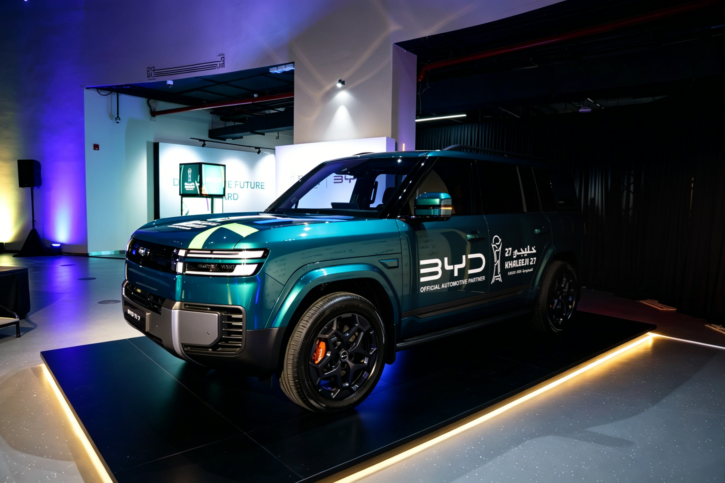 /material/__CN/byd-site/mea/news-list/byd-becomes-official-automotive-partner/6.png