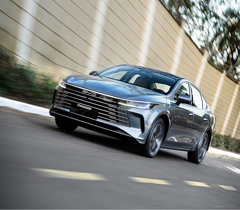 Os benefícios da Tecnologia BYD DM incluem: