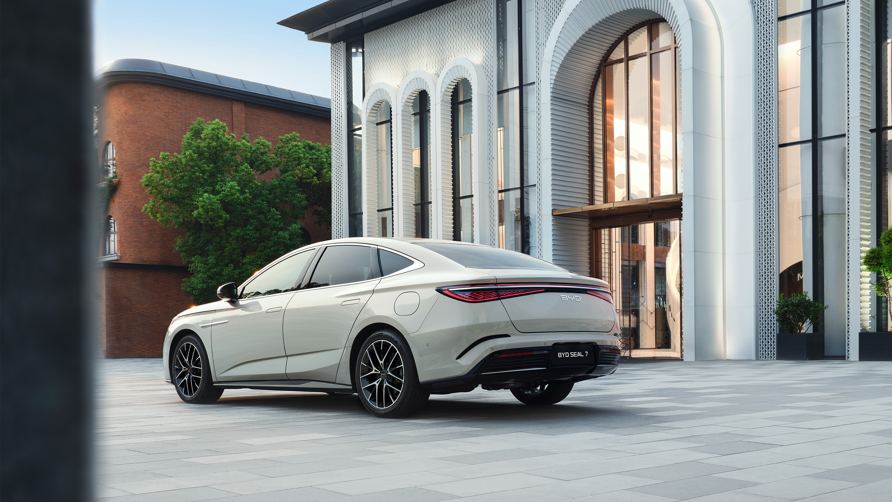 BYD SEAL 7 DM-i