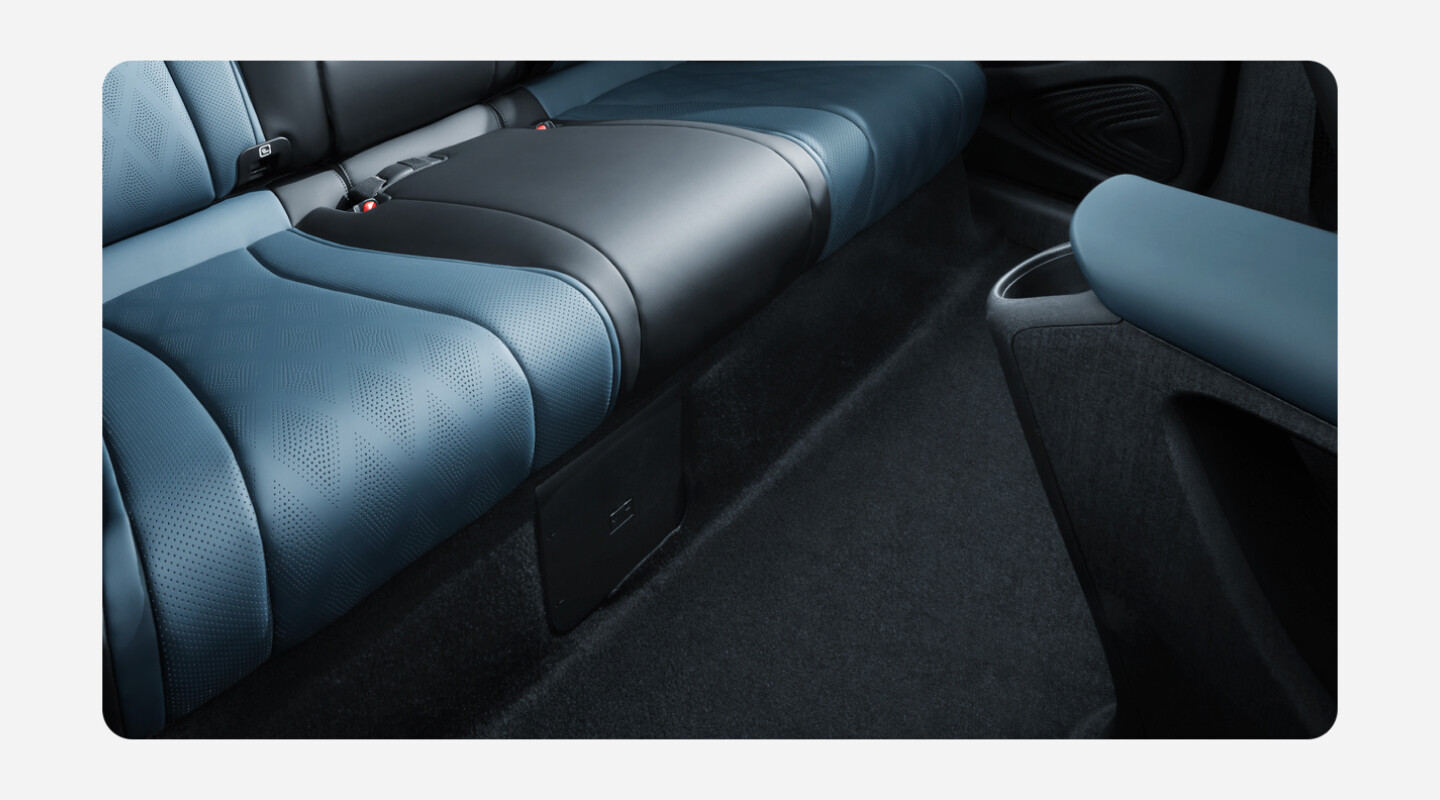 Comfortable rear passenger space 