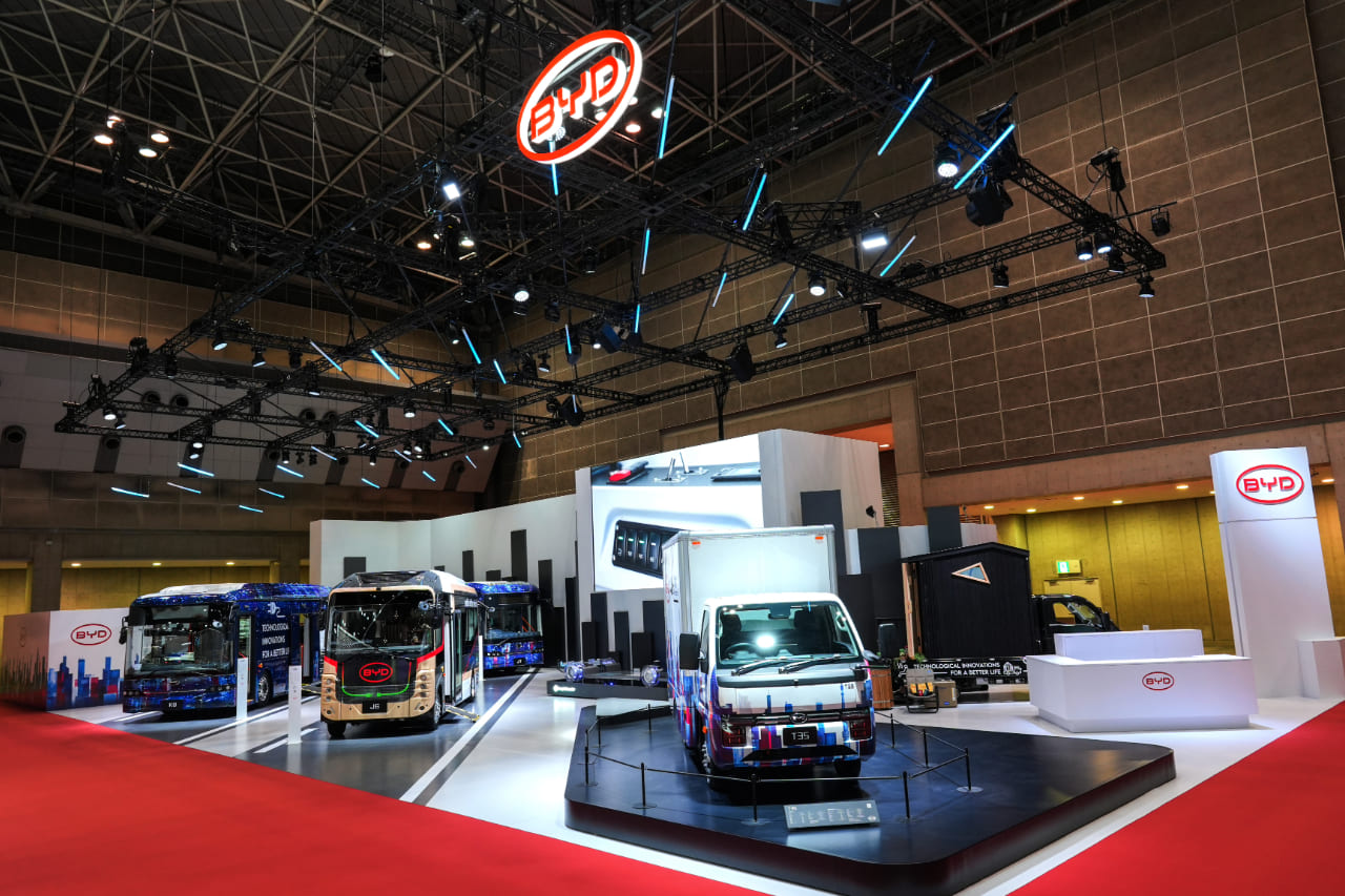 Autobuses eléctricos de BYD en el Japan Mobility Show 2025