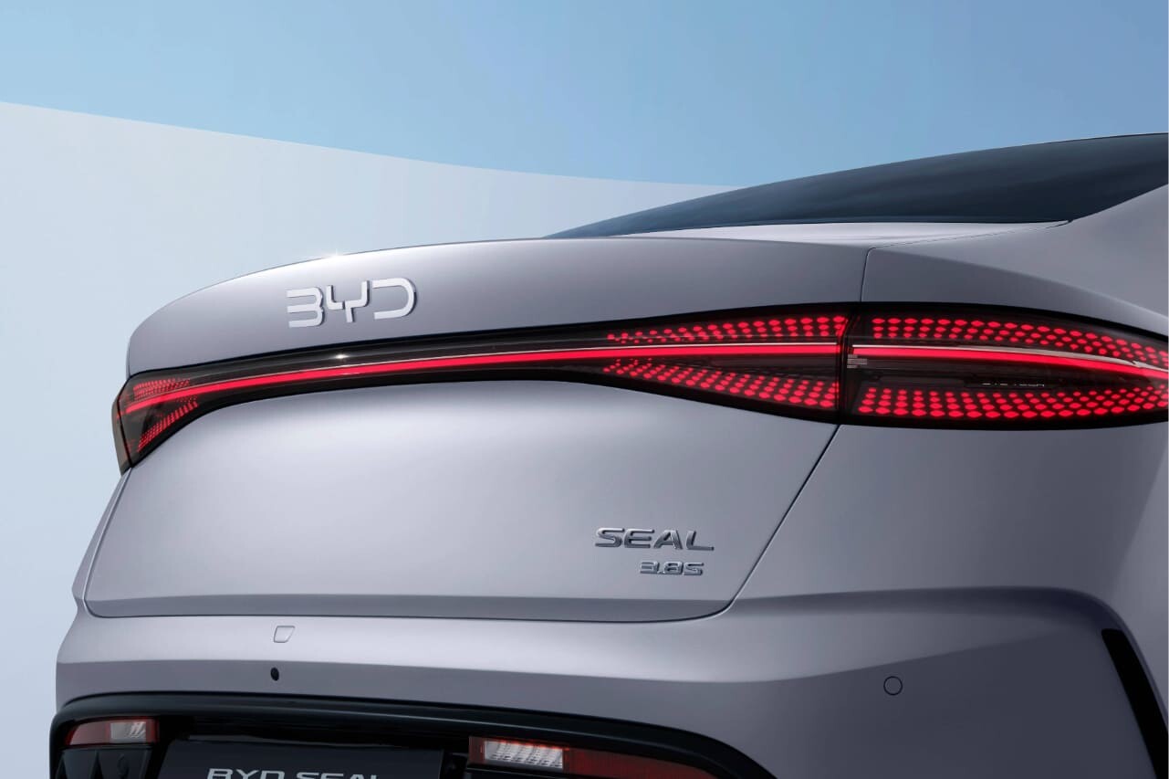 BYD SEAL detalle parte trasera exterior