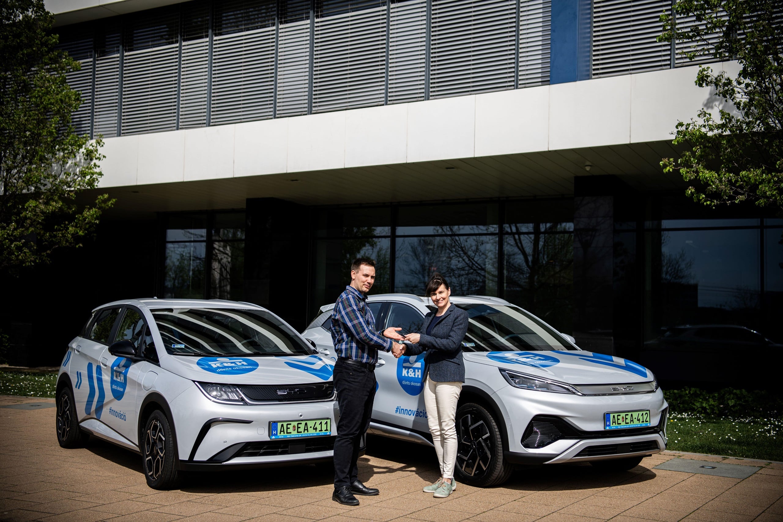 BYD KH 2 Szerencsés Ádám KH logisztikai főo folyamatszervező Farkas Melinda BYD Magyarország flotta menedzser