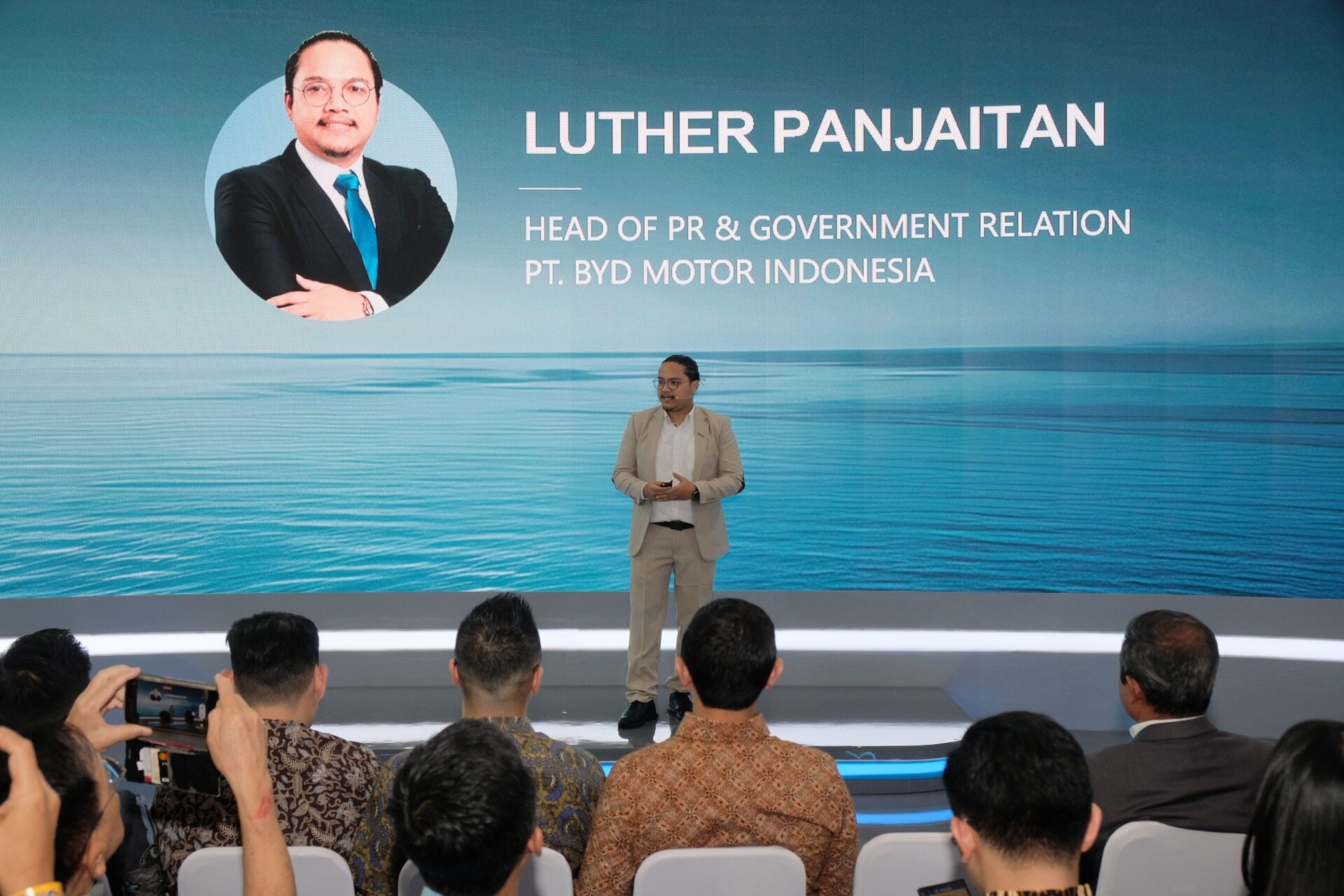 Perjalanan Surabaya - Malang - Surabaya bersama BYD M6