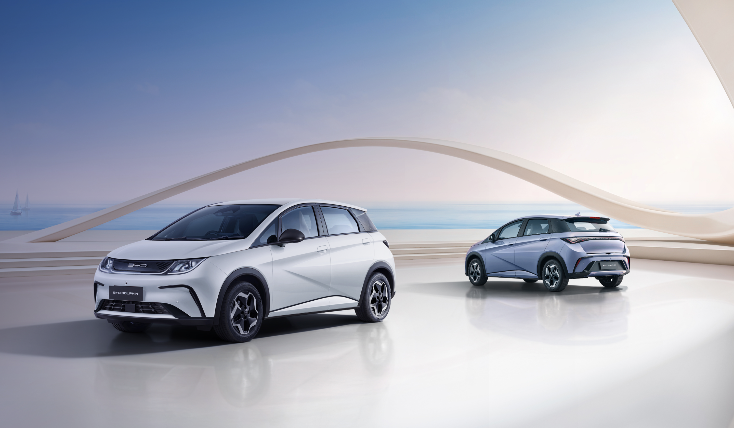 BYD DOLPHIN | BYD Auto Japan株式会社