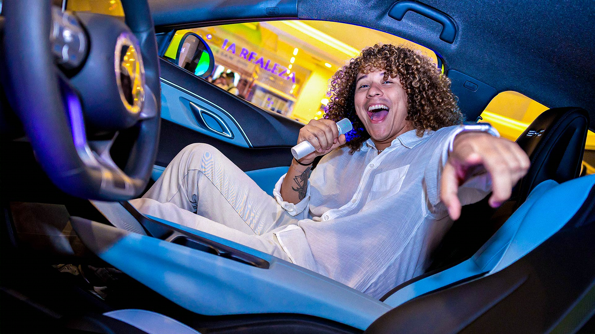 Tras el evento de lanzamiento, el BYD DOLPHIN MINI permanecerá en exhibición estática en el centro comercial durante tres días