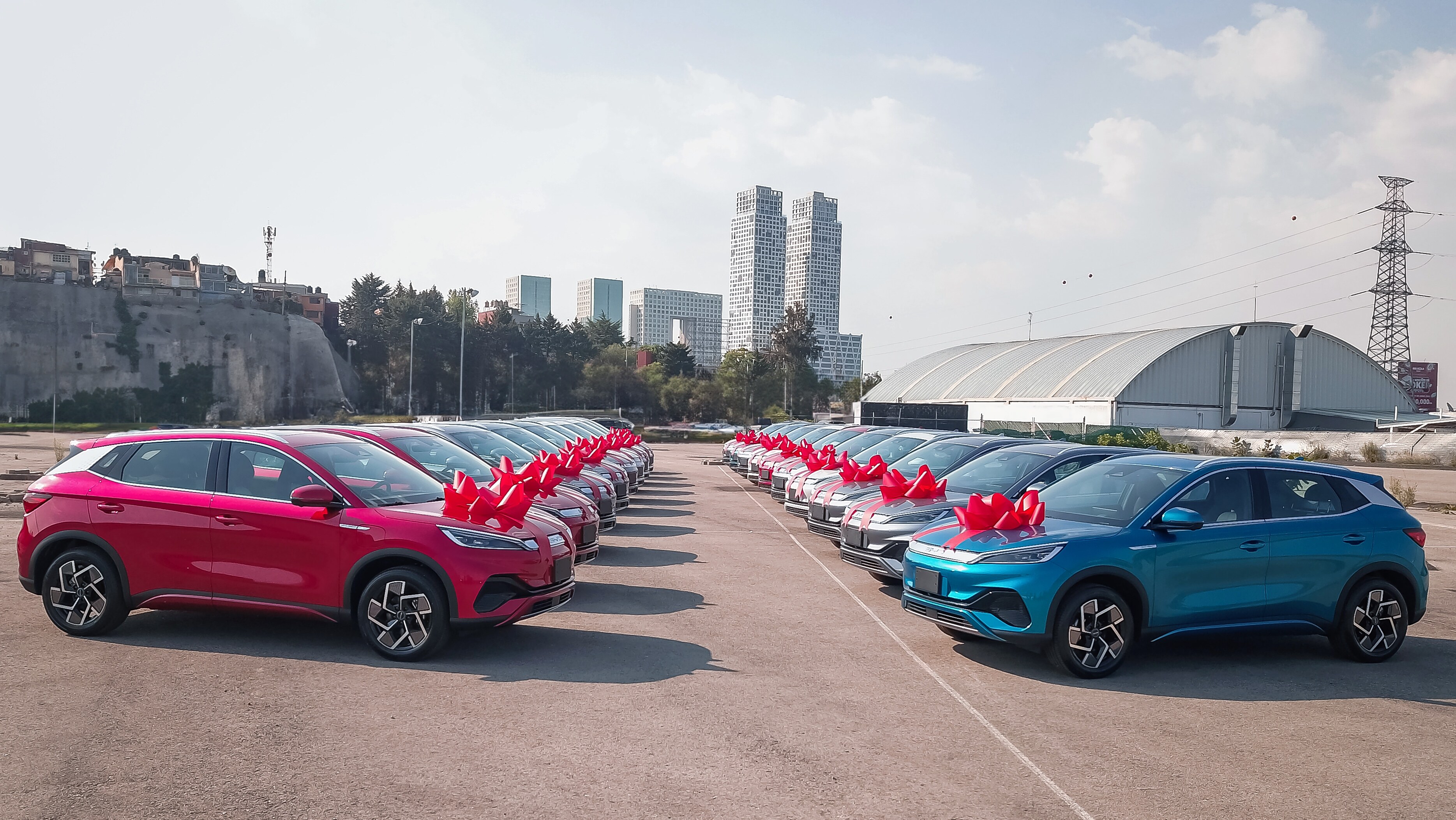 BYD & Continental Delivery Ceremony in Mexico City