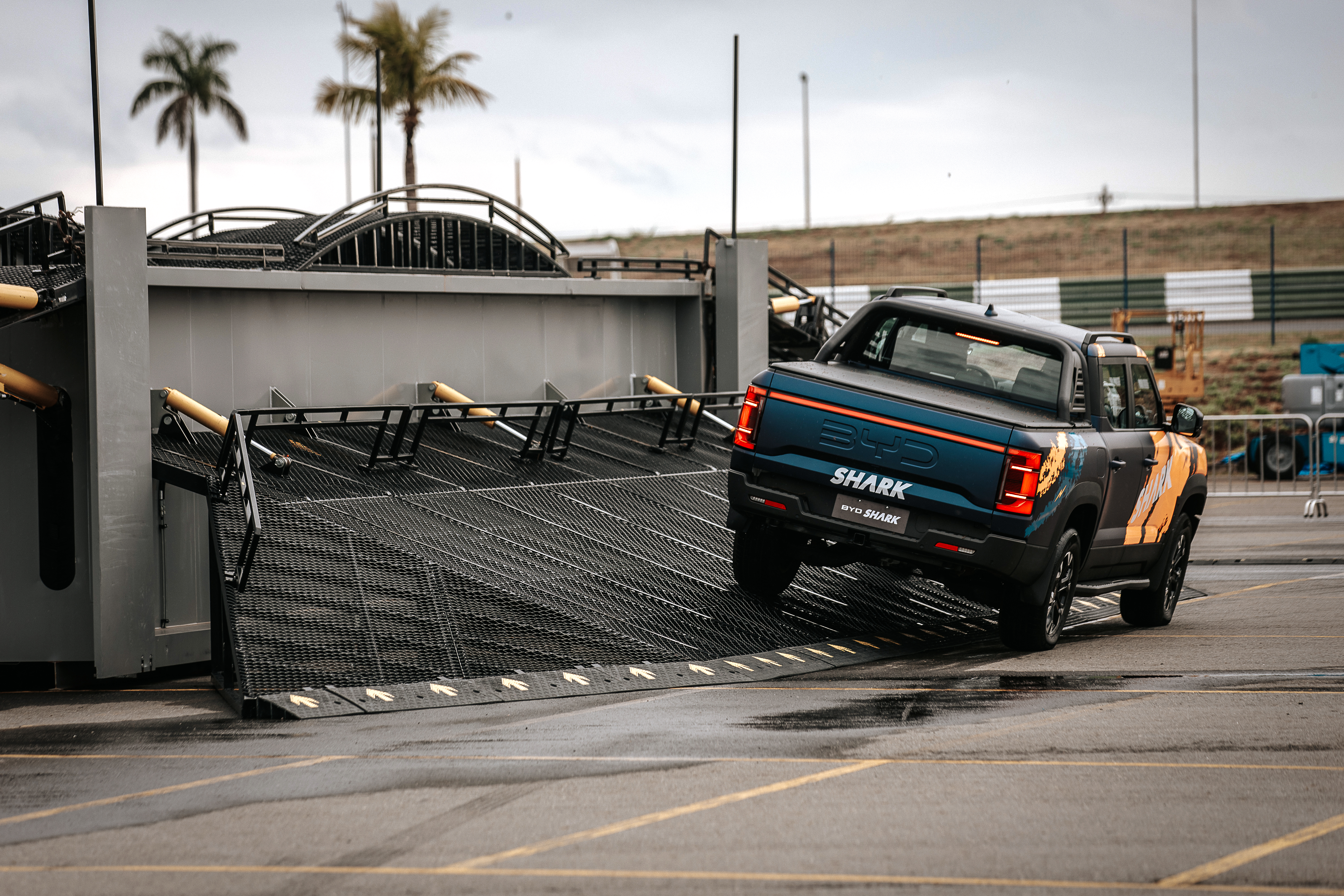 BYD Shark Brazil Test Drive