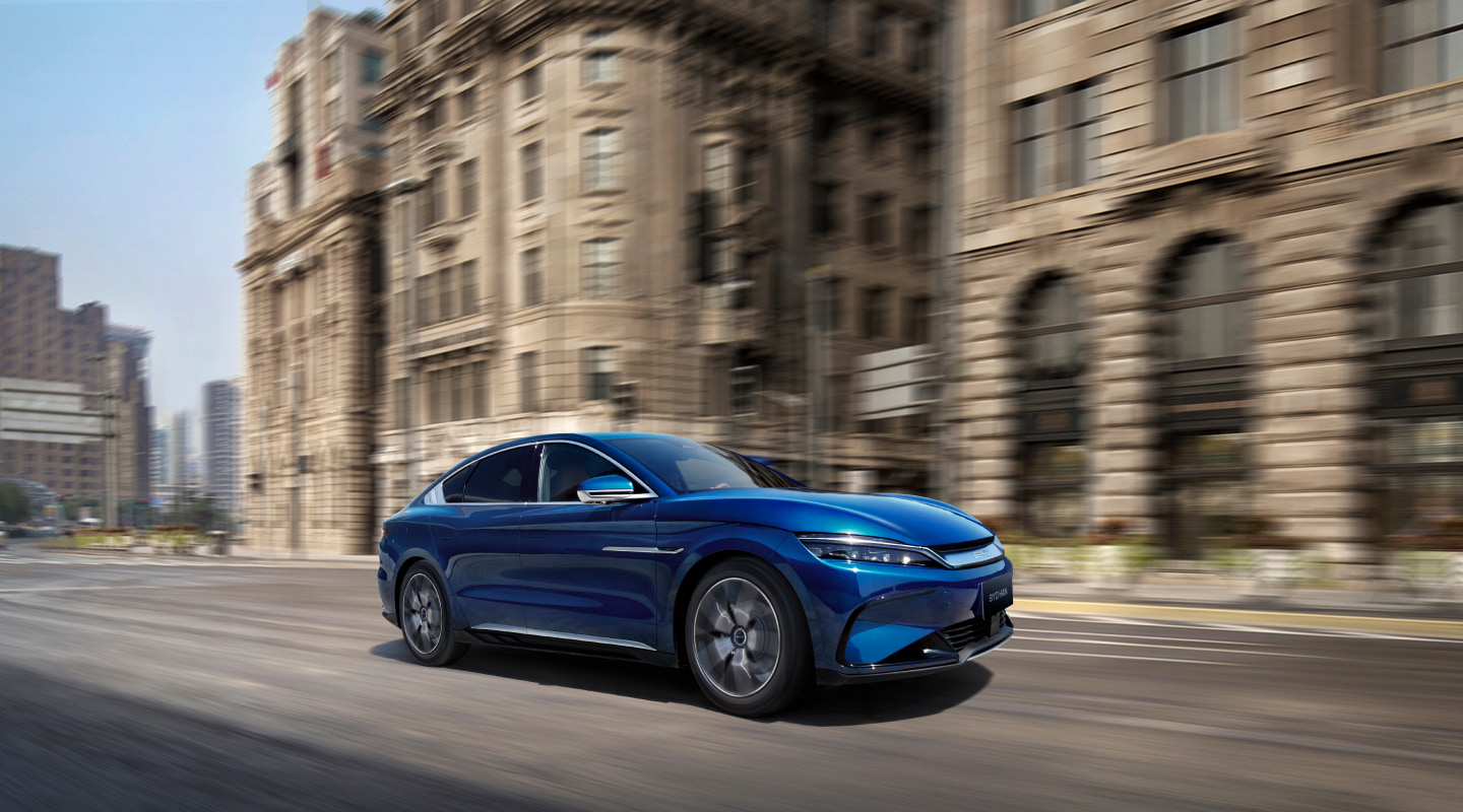 Полный привод и активная подвеска DiSus-C с широкими электронными возможностями и интеллектуальной поддержкой