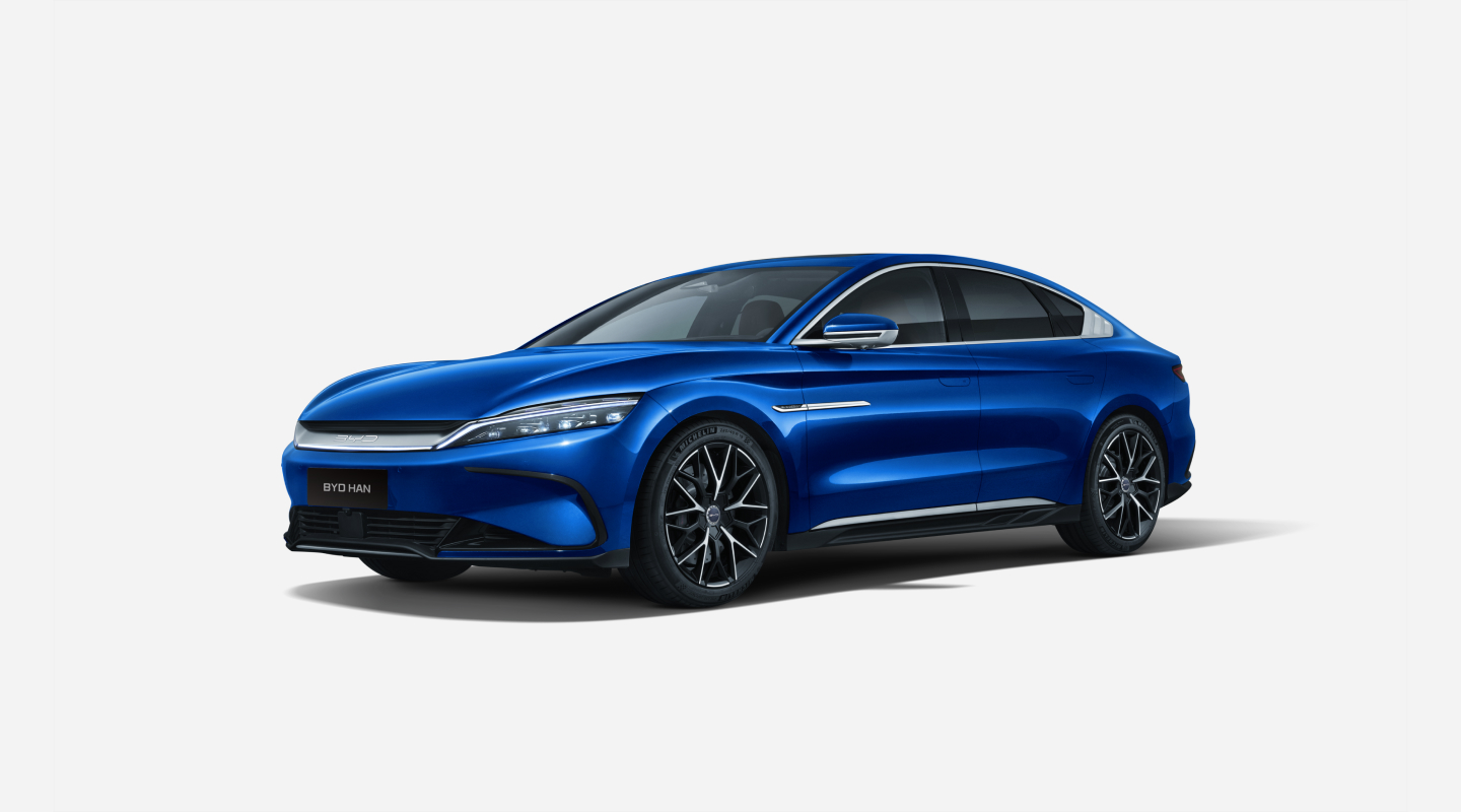 Класс E-Range CLTC: 715 км