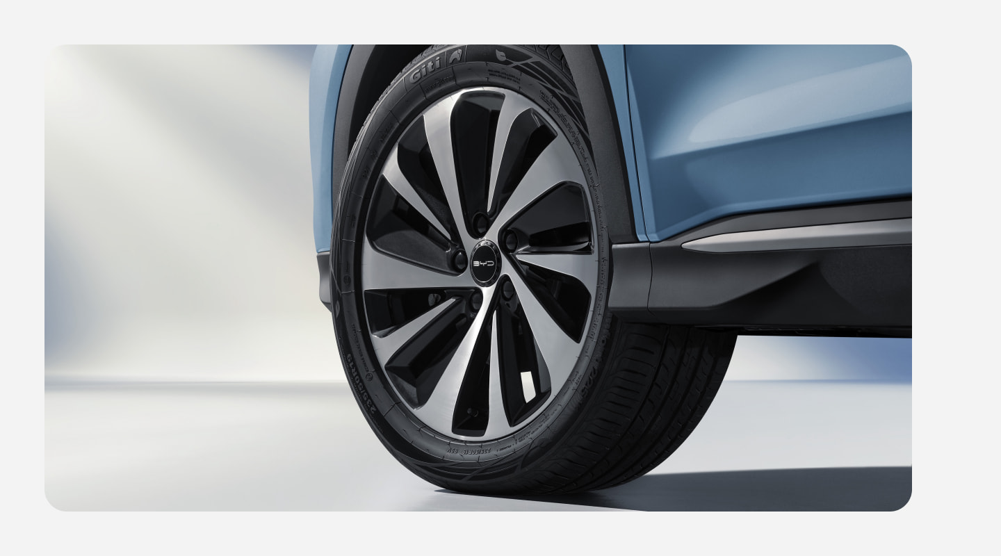 Колесные диски подобны нарастающему всплеску