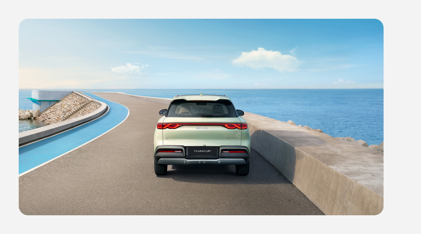 Радиус поворота -5,25 м 