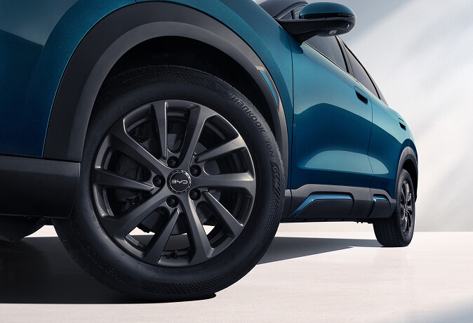 Striking alloy wheels built to impress.